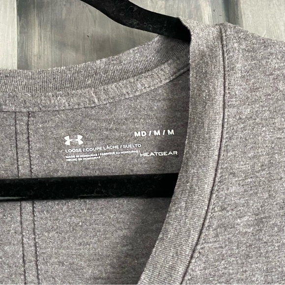 Under Armour Women’s Orioles Tunic Gray Graphic size medium - Picture 3 of 4